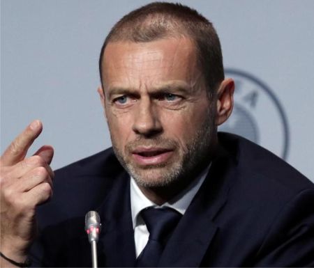 Cluburile bogate se izolează de restul lumii